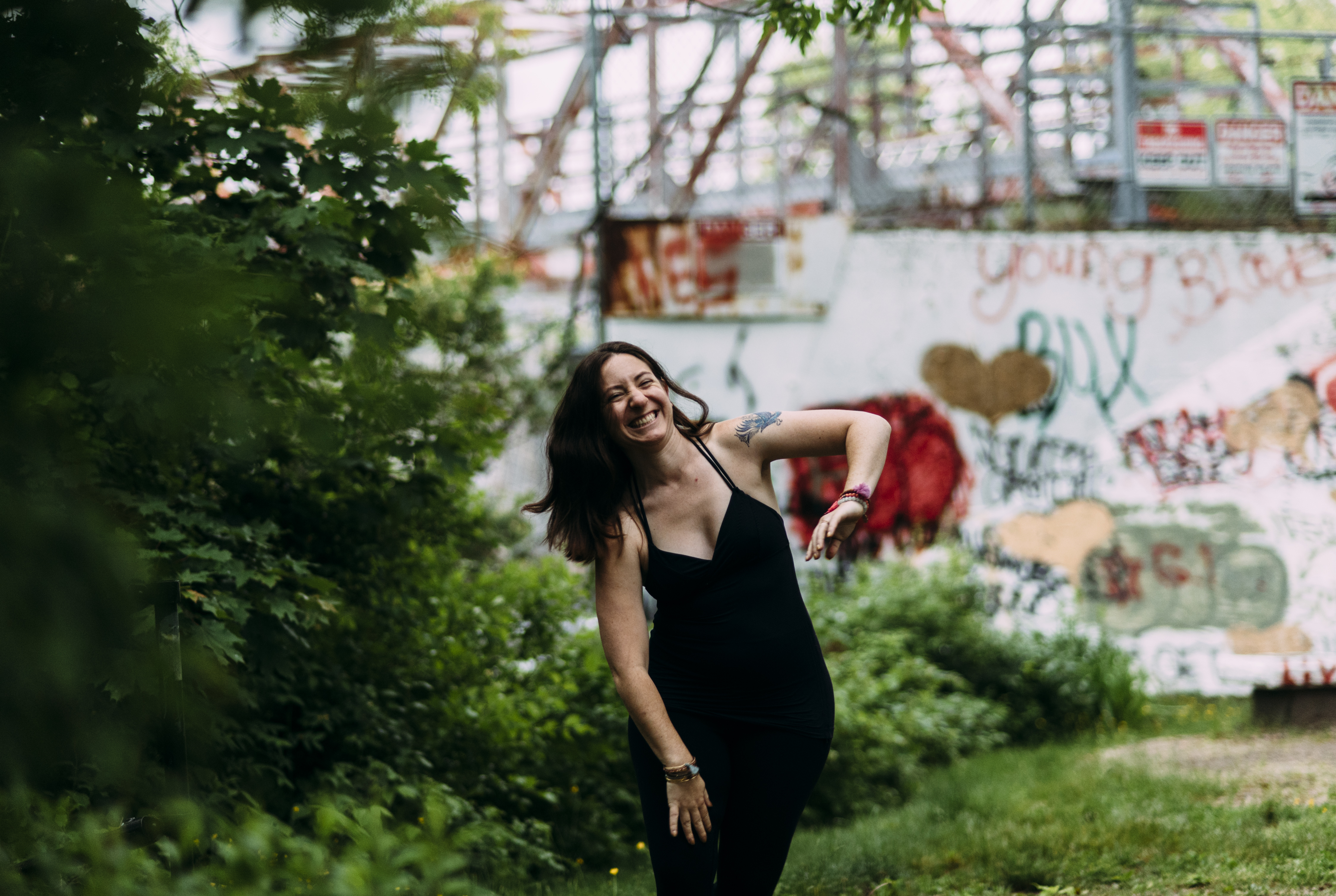 dress like a yoga teacher